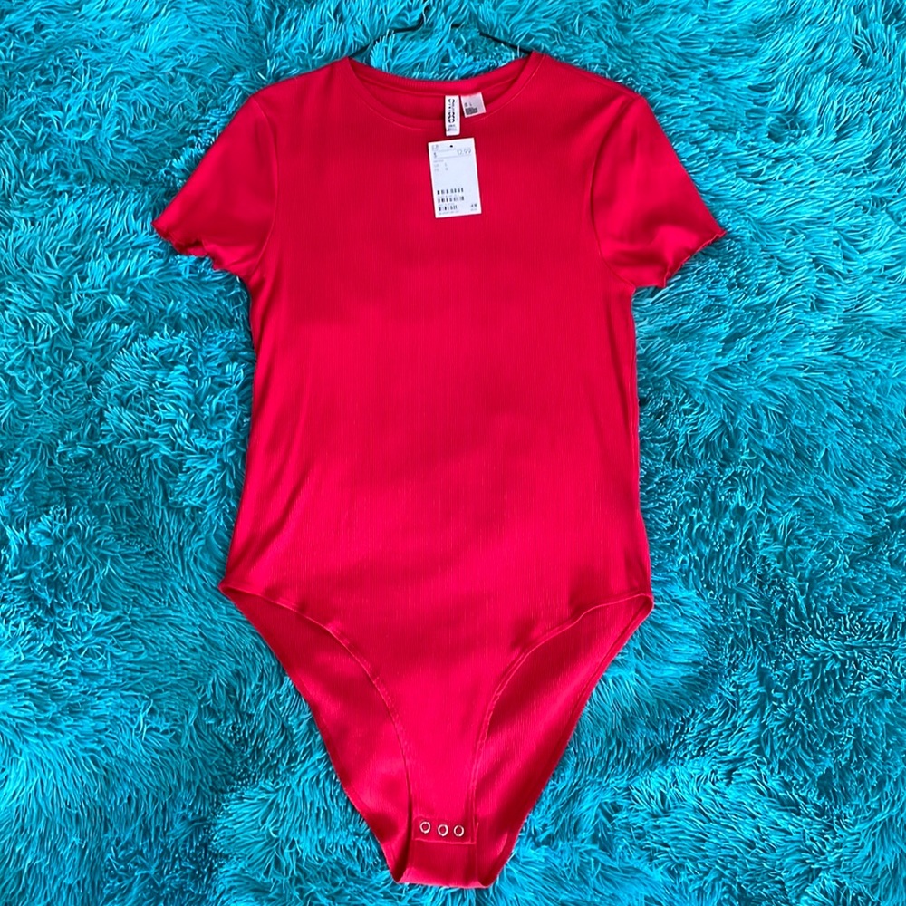 H&M Dividend Red Bodysuit. Size large. NWT.